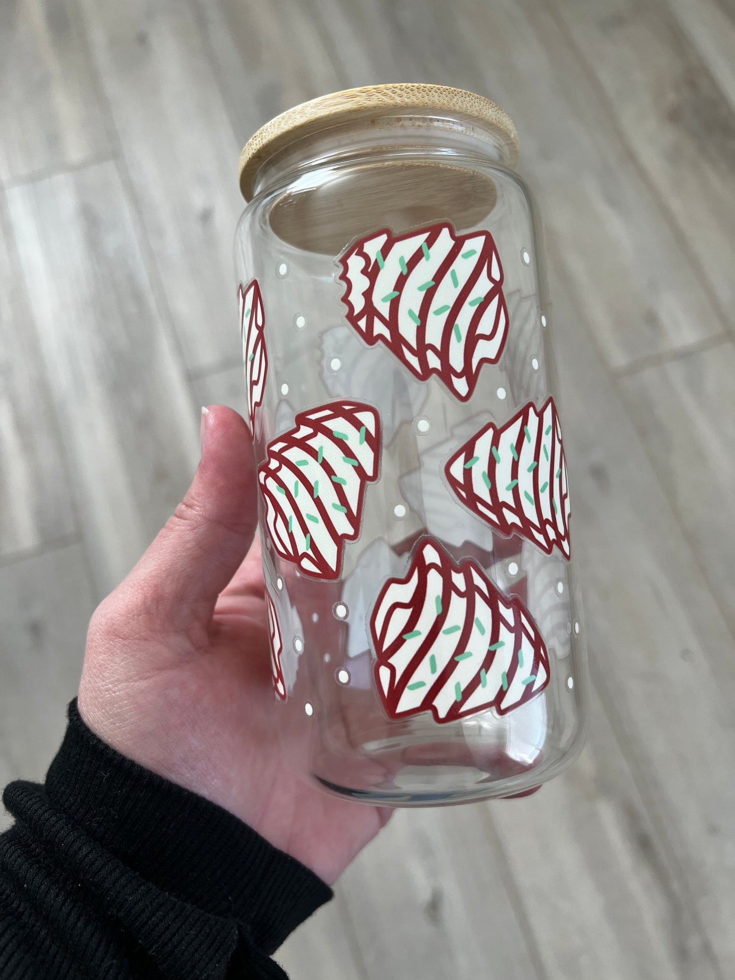 Christmas Tree Cakes 16 oz Beer Can Glass