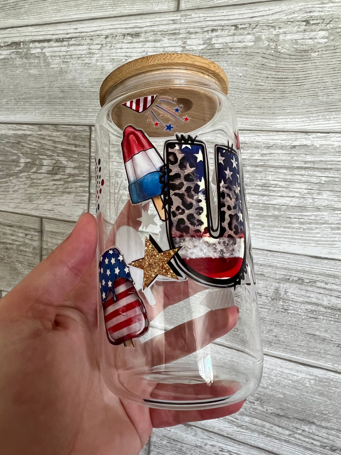 USA Bomb Pops 16 oz Beer Can Glass