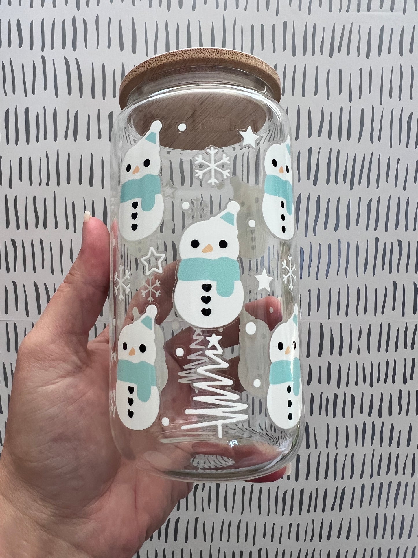 Snowman 16 oz Beer Can Glass