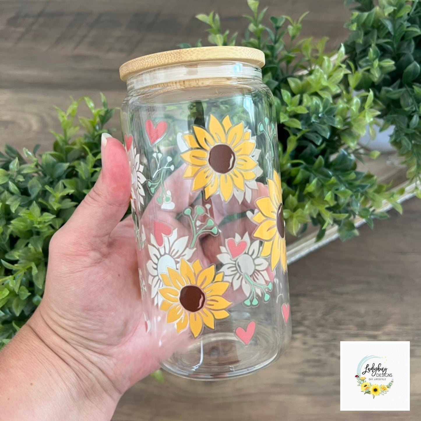 Sunflowers & Hearts 16oz Beer Can Glass