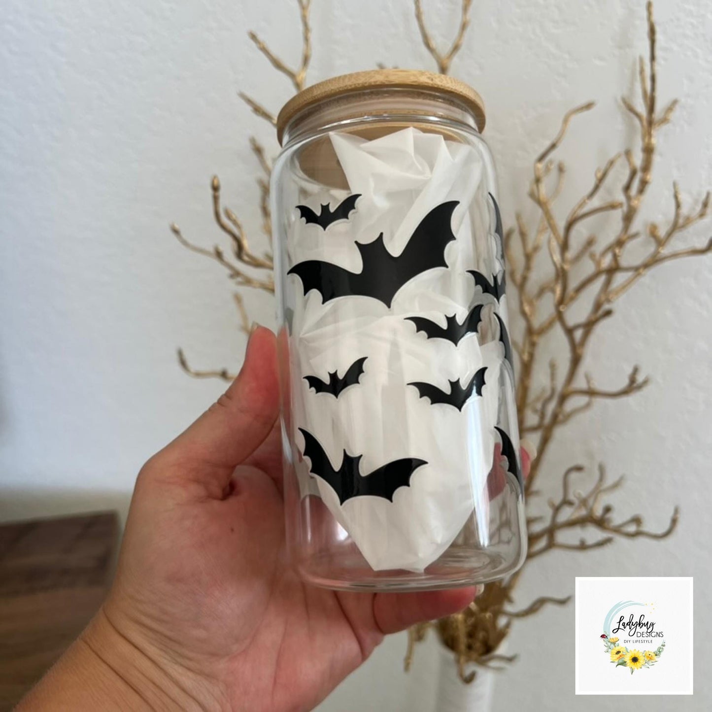 Bats Halloween Beer Can Glass with Bamboo Lid & Plastic Straw