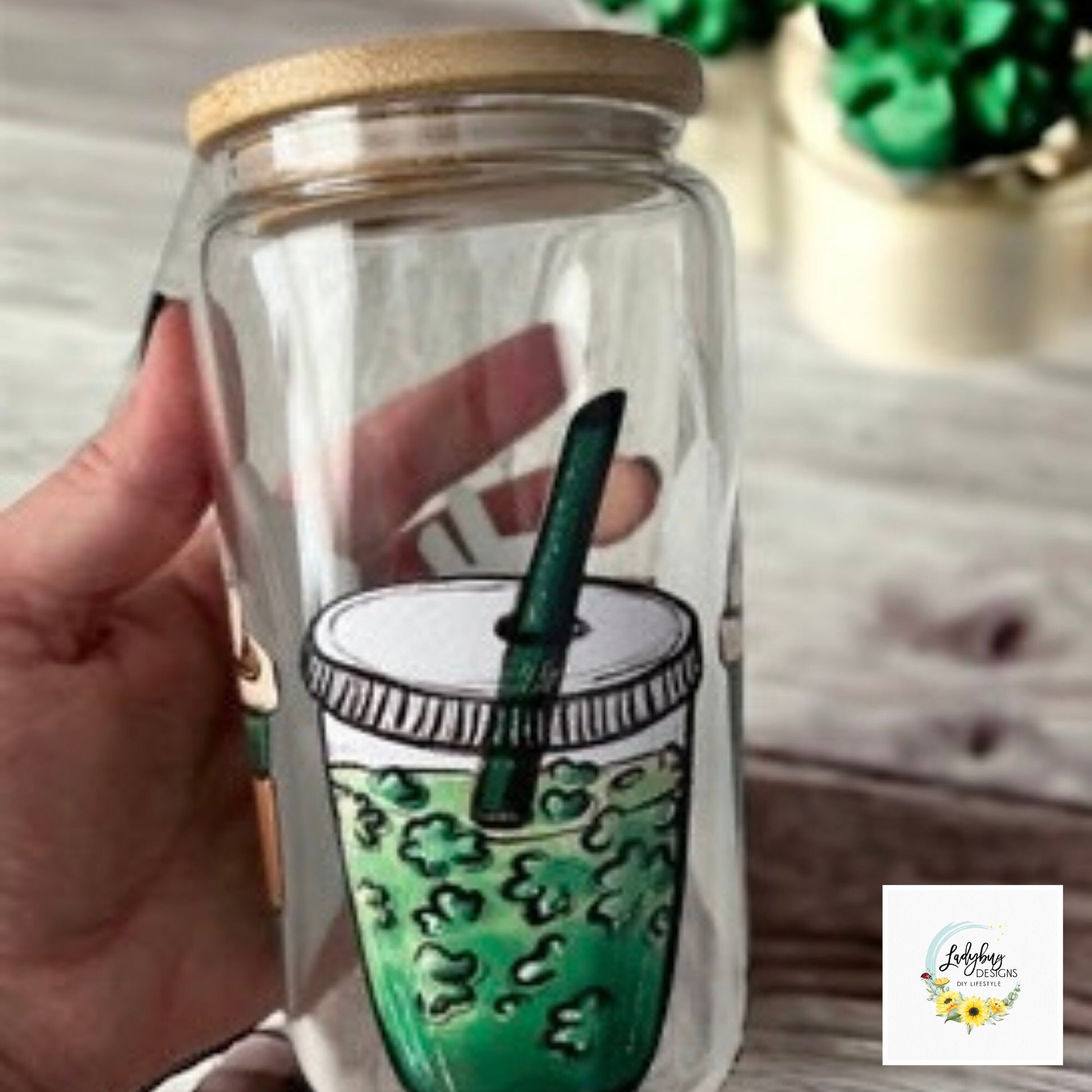 St Patricks Libbey, Lucky Beer Can Glass, Shamrock Libbey, Lucky Charm Glass, Irish Beer Can Glass, Green Ice Coffee Cup, Lucky Iced Coffee, St Pattys Day Glass, St Patricks Day Gift, Clover Glass Can, Lucky Green Libbey, Four Leaf Clover Cup, Luck of the Irish, Shamrock St Pats Cup