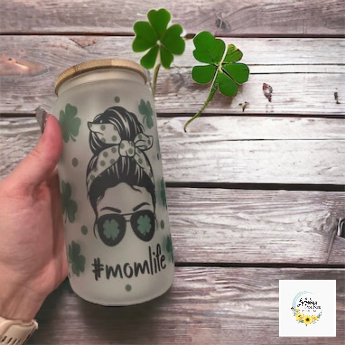 St Patricks Day Cup, Shamrock Libbey, Messy Bun Libbey, Lucky Beer Can Glass, Momlife Beer Can Cup, Irish Beer Can Glass, Green Ice Coffee Cup, Lucky Iced Coffee, St Pattys Day Libbey, St Patricks Day Gift, Clover Glass Can, Lucky Frosted Libbey, Momlife Frosted Cup