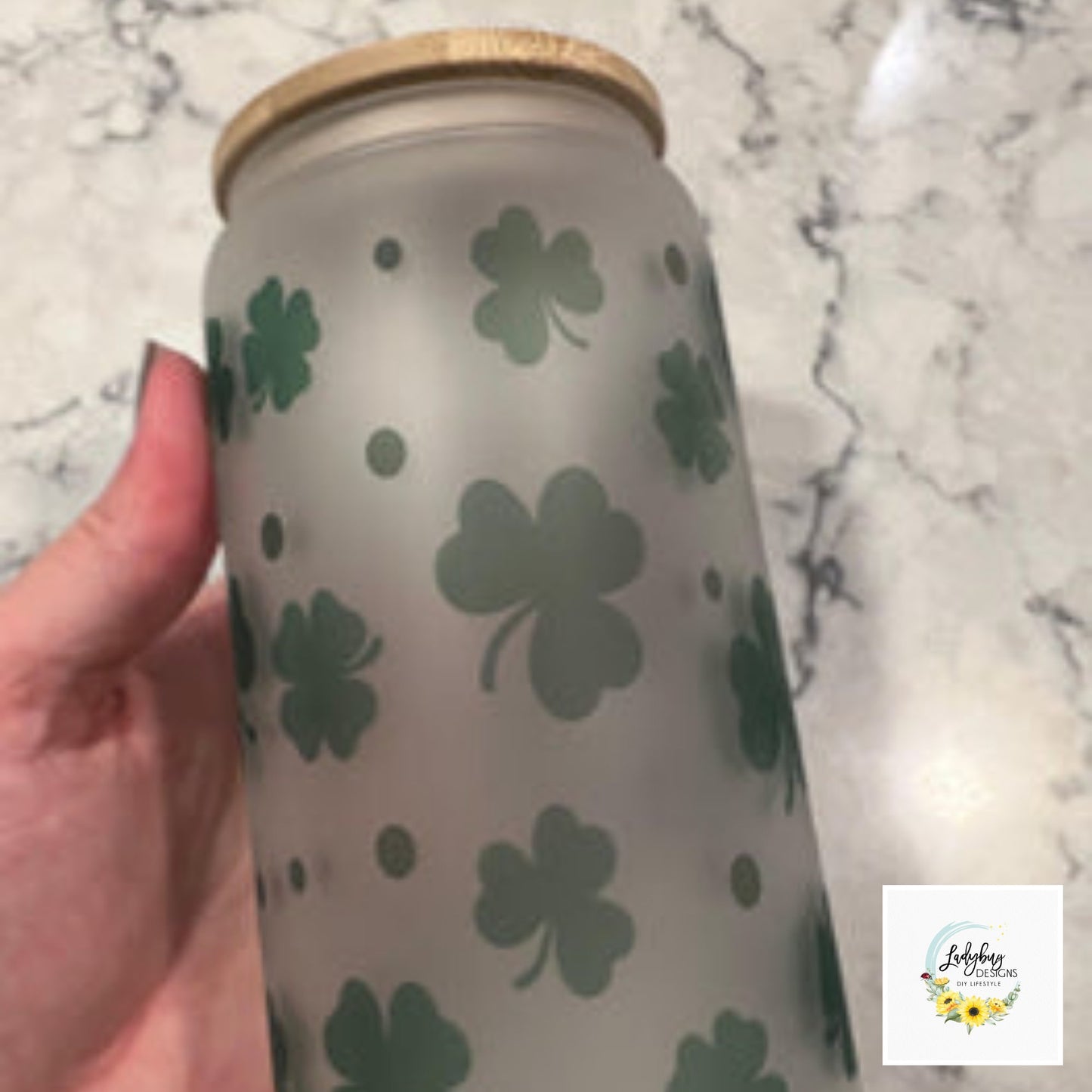 St Patricks Day Cup, Shamrock Libbey, Messy Bun Libbey, Lucky Beer Can Glass, Momlife Beer Can Cup, Irish Beer Can Glass, Green Ice Coffee Cup, Lucky Iced Coffee, St Pattys Day Libbey, St Patricks Day Gift, Clover Glass Can, Lucky Frosted Libbey, Momlife Frosted Cup