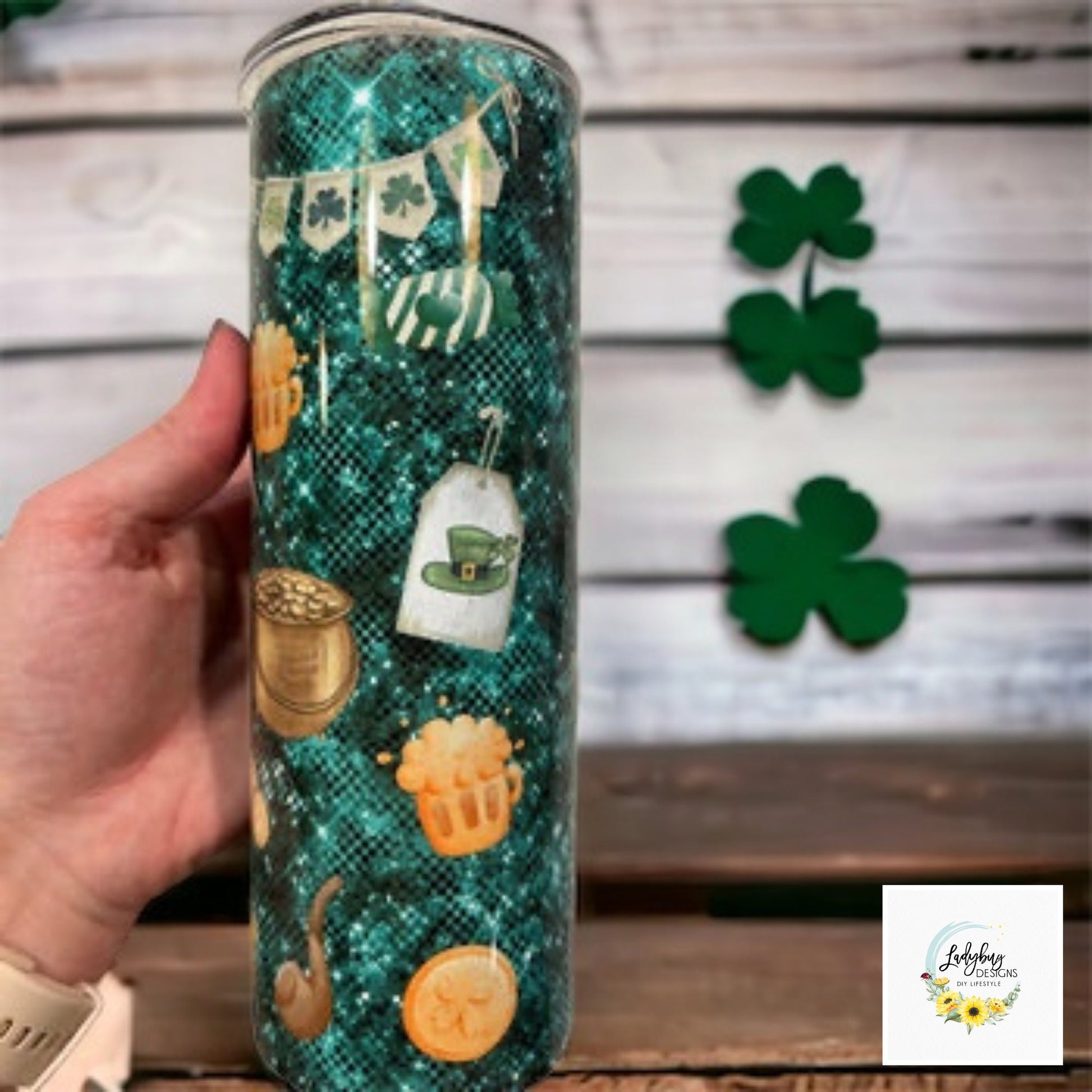 St Patricks Tumbler, Pot of Gold Tumbler, Green Irish Tumbler, Four Leaf Clover Mug, St Pats Day Tumbler, Luck of the Irish, St Pats Day Gift, Shamrock Tumbler, Tumbler with Lid, Iced Coffee Tumbler, My Lucky Charm, St Pats Day Cups, Lucky Pot of Gold