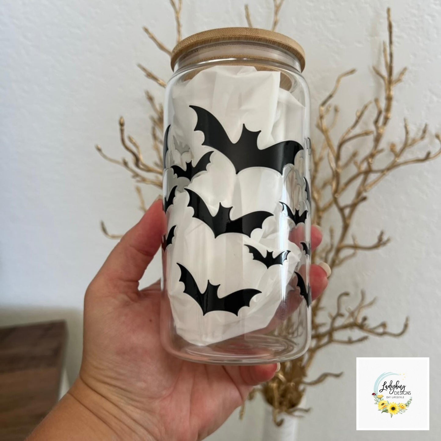 Bats Halloween Beer Can Glass with Bamboo Lid & Plastic Straw