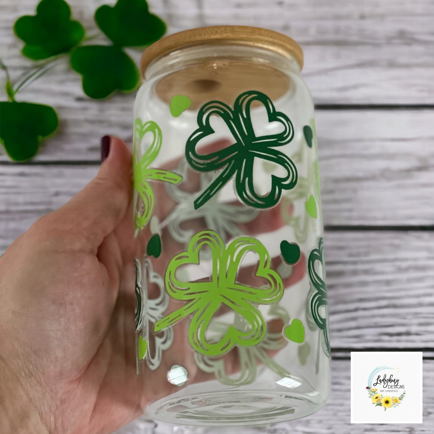 St Patricks Day Cup, Shamrock Libbey, Irish Beer Can Glass, Green Ice Coffee Cup, Lucky Iced Coffee, St Pattys Day Libbey, St Patricks Day Gift, Clover Glass Can, Lucky Green Libbey, Four Leaf Clover Cup, Luck of the Irish, Love Hearts Shamrock, Shamrock St Pats Cup