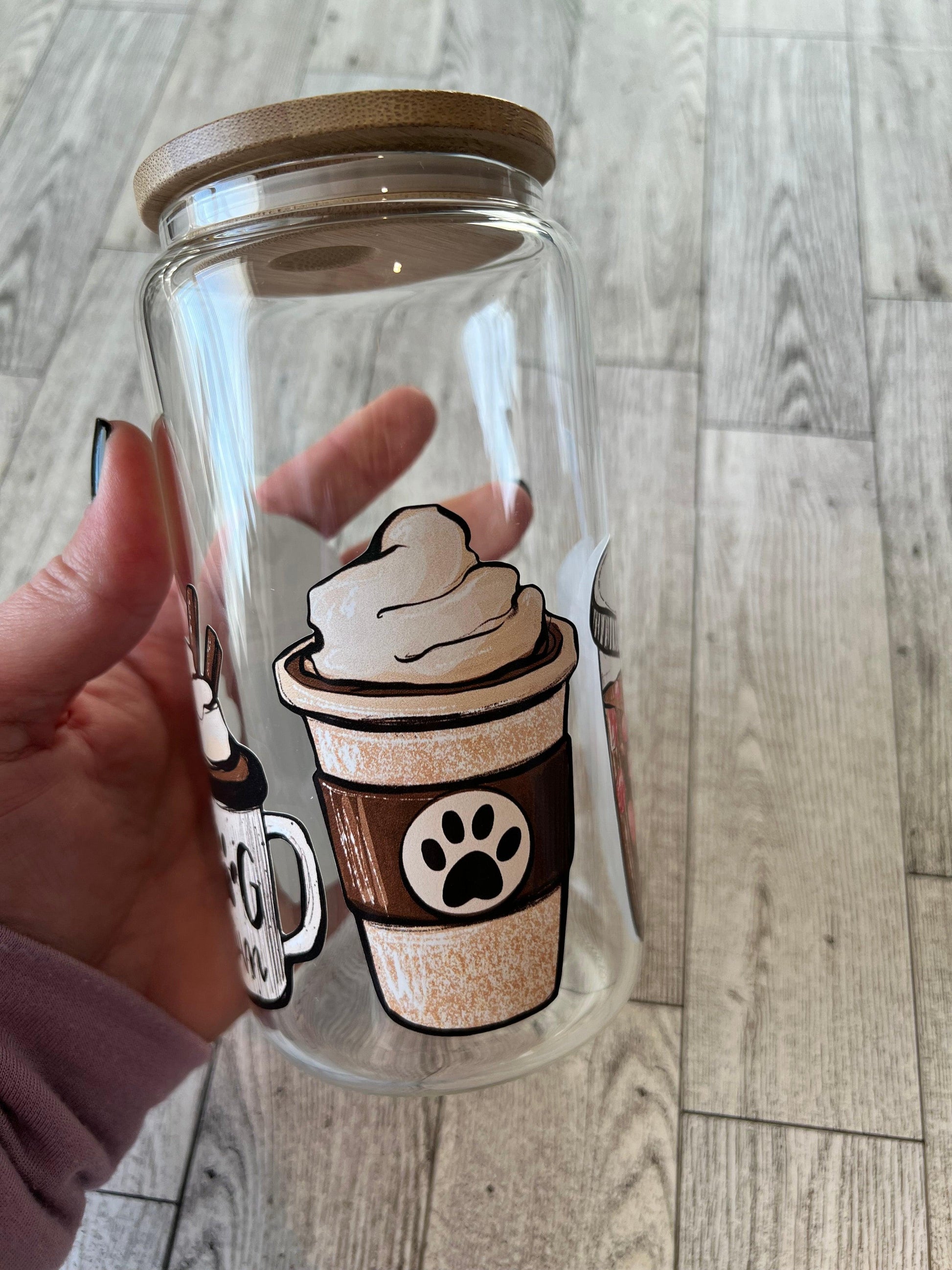 Dog Mom 16 oz Beer Can Glass - Ladybug Designs, DIY Lifestyle