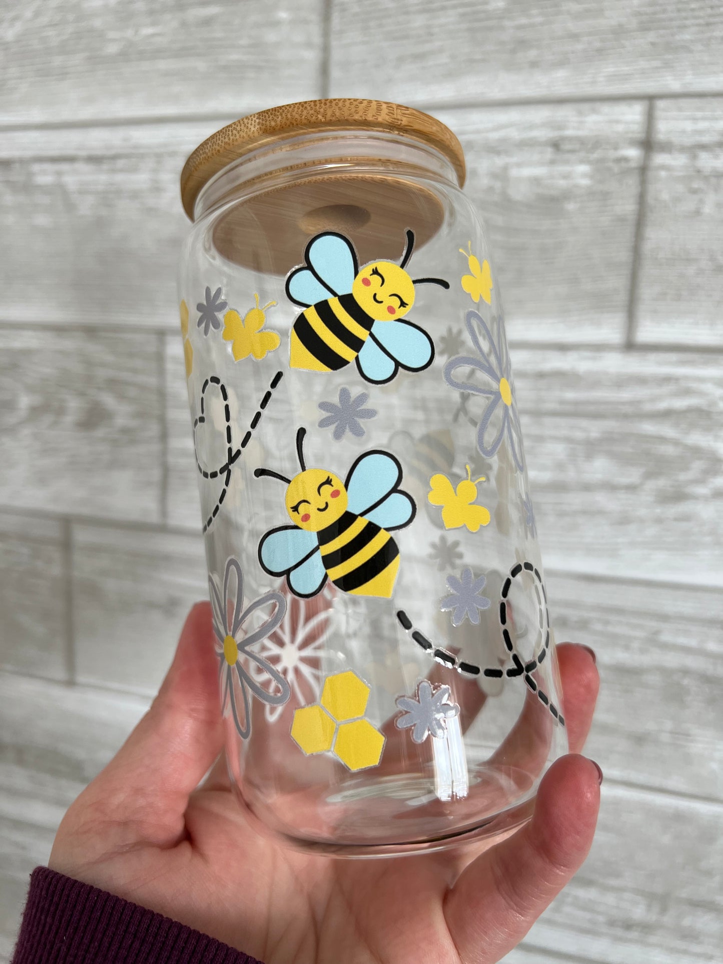 Spring Bees 16 oz Beer Can Glass